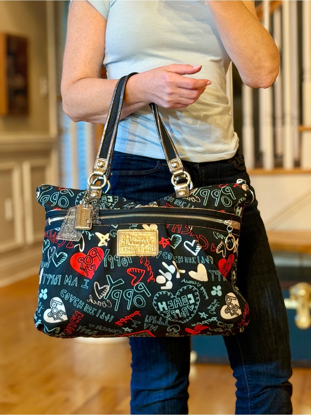 Coach Streetwear 2010s Poppy Graffiti Glam Tote Rare All 3 Tags